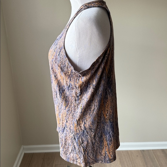 Bloom Marble Print Racerback Tank Top - Picture 3 of 6
